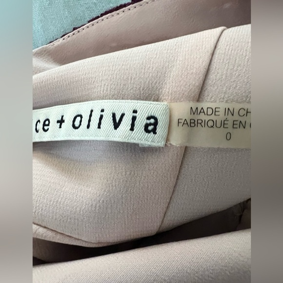 ALICE OLIVIA purple lace nude lining front slit formal dress US 0 - Picture 10 of 10